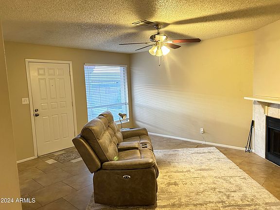 5th image of 10815 W NORTHERN Avenue #104