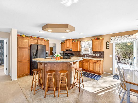 4th image of 12459 Pierce Rd