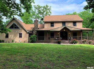 7940 Paradise Rd, Du Quoin, IL 62832