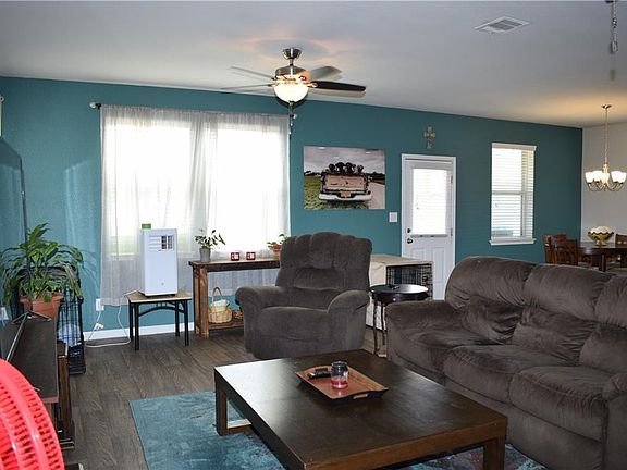 3rd image of 164 Shearwater Ln