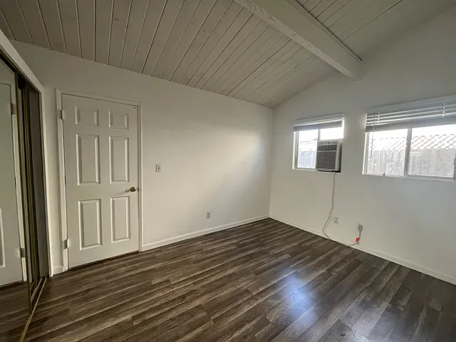 2316 Santa Ana Ave — Photo 6