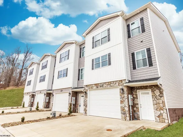 244 Red Oak Ln, Morgantown, WV 26501