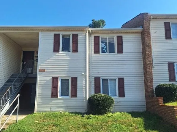 7969 Shady Oak Trl, Charlotte, NC 28210