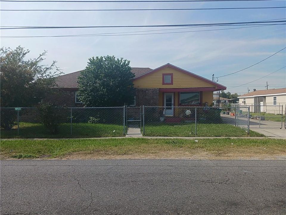 1st image of 1612 Estalote Ave