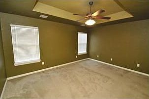 5th image of 1011 Applewood Cir