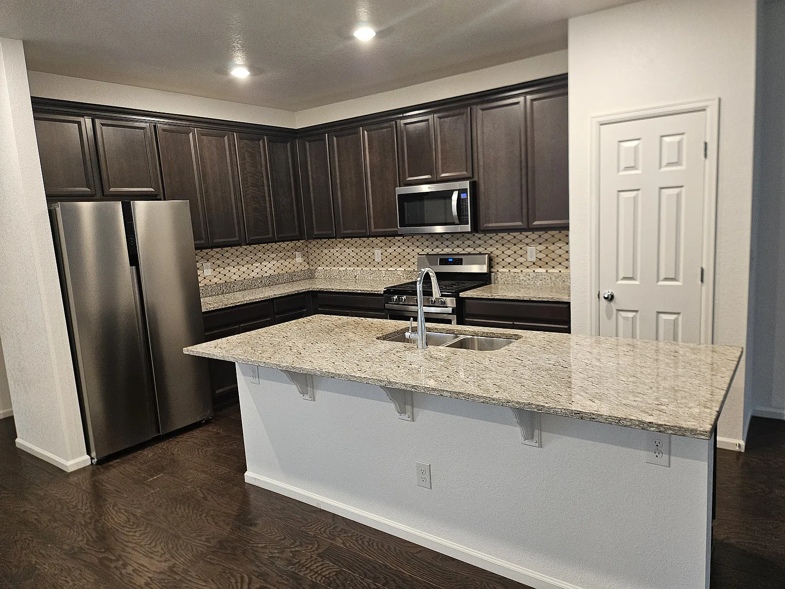 11446 Iron Ore Ct — Photo 3