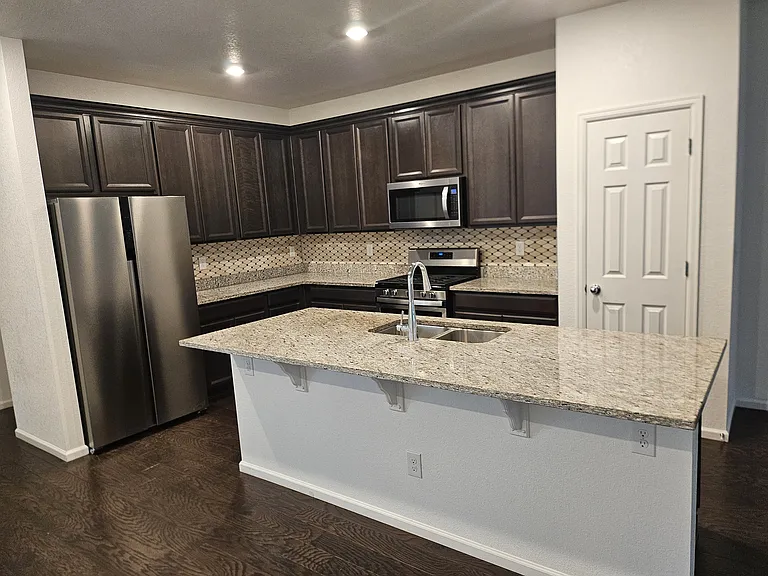 11446 Iron Ore Ct — Photo 6