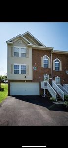 9527 Charley Dr, Pittsburgh, PA, 15209
