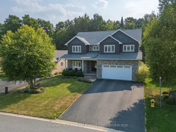 36 Homestead Ln, Huntsville, ON P1H 2N8