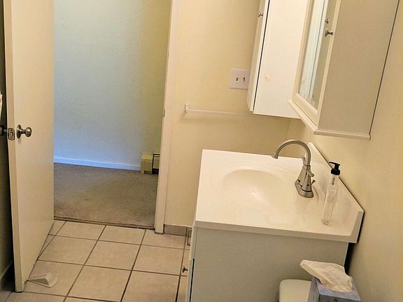 4th image of 1556 Englewood Ave APT 5