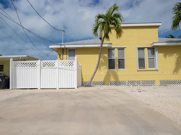 441 3rd St, Key Colony Beach, FL 33051