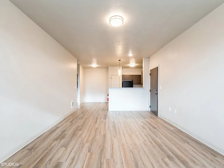Eagle Valley Ranch Apartments — Photo 16