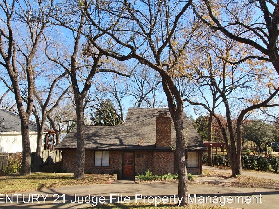 1st image of 127 Shoreway Cir