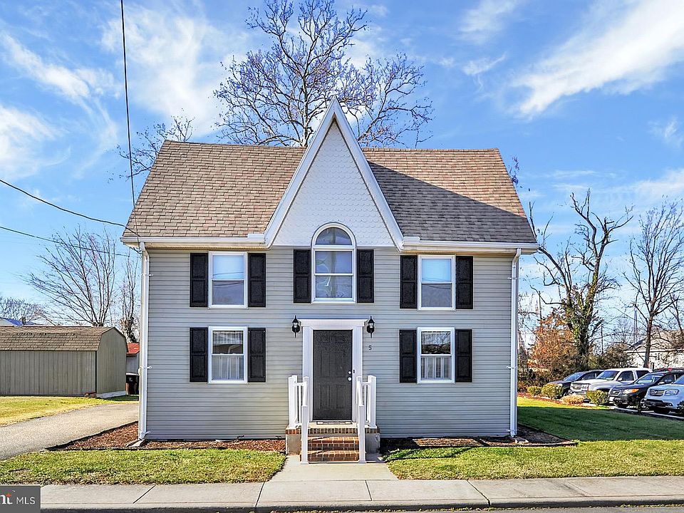 1st image of 5 Green St