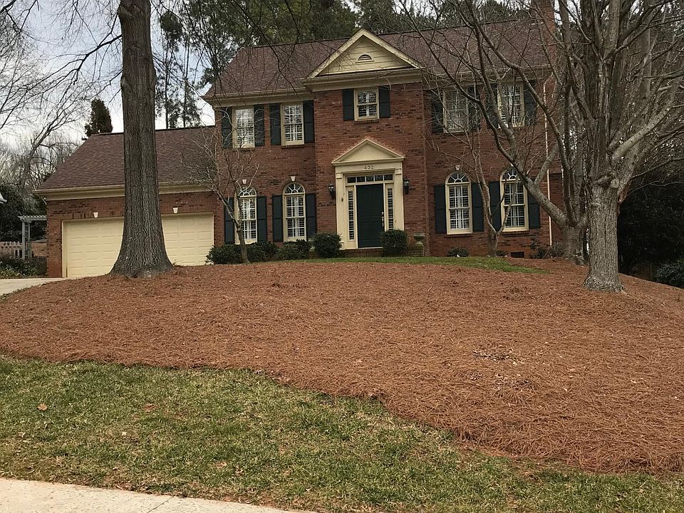 1st image of 432 Clairview Ln