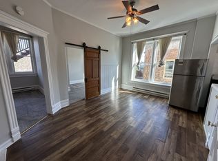 269 Douglas Ave #4, Elgin, IL 60120