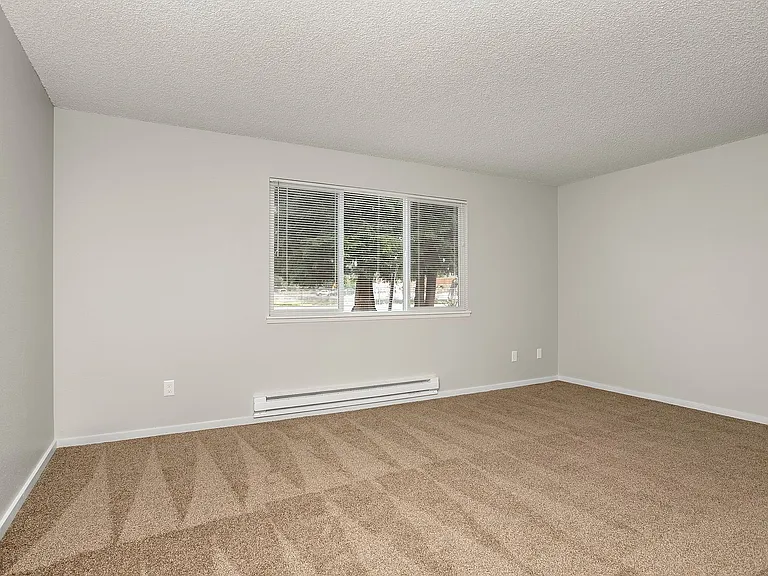 1418 Valley Ave E — Photo 21