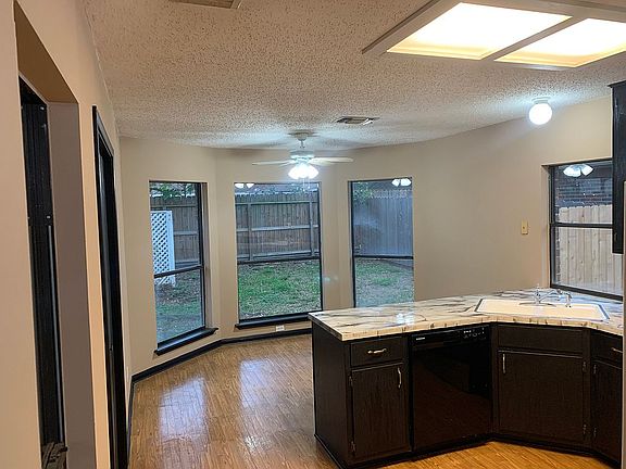 5th image of 106 Mariner Dr