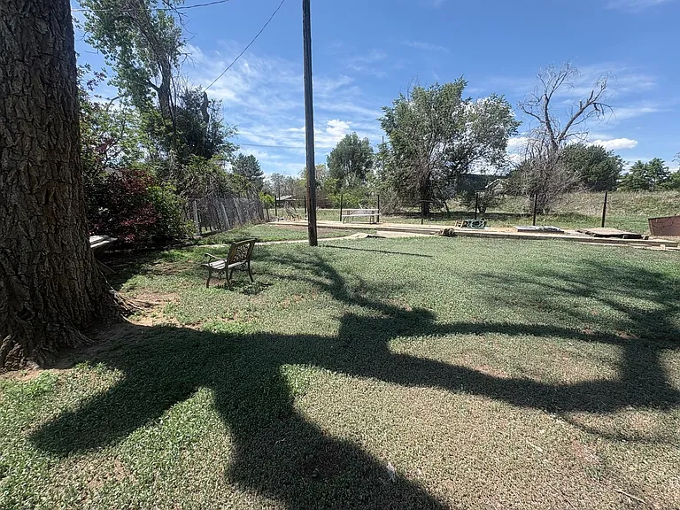 813 Lee Ave — Photo 10