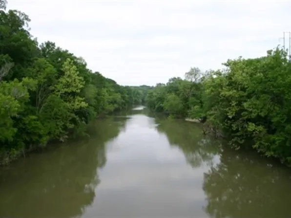 2500 Waterhaven Dr, Chattanooga, TN 37406