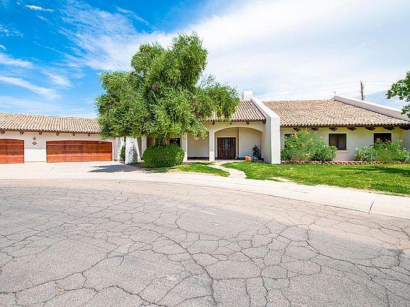 4th image of 1298 E McMurray Cir