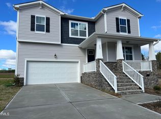 209 Fast Pitch Ln, Four Oaks, NC 27524