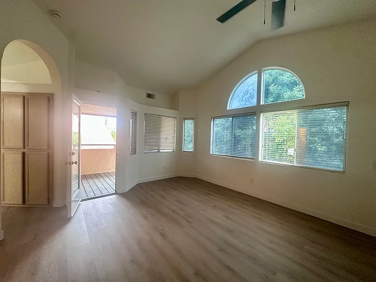 10292 Southridge Dr — Photo 14
