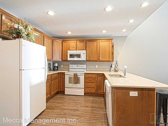 4th image of 7080 Triumph Ln Unit 16