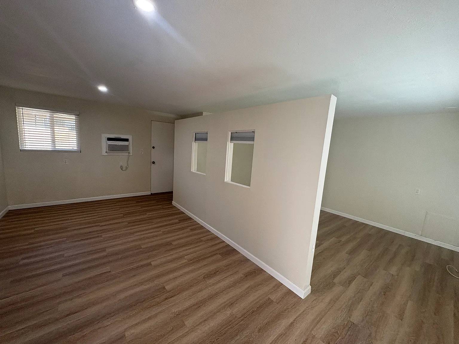 1 bed, $999 — Photo 4