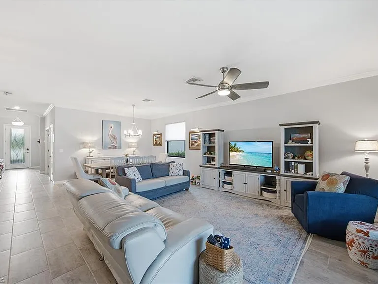 19584 Utopia Ln — Photo 9