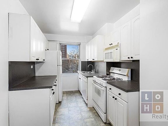4th image of 477 Franklin D Roosevelt Dr Unit L401