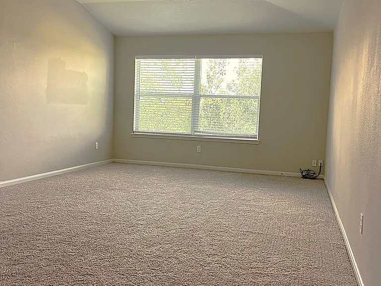 10634 Lyndon Meadows Dr — Photo 22