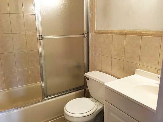 Rented by BuySell Real Estate Inc | media 23