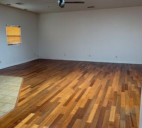 4th image of 566 4th Ave