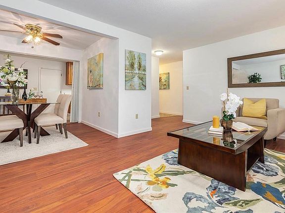 5th image of 4926 Sweetwood Dr