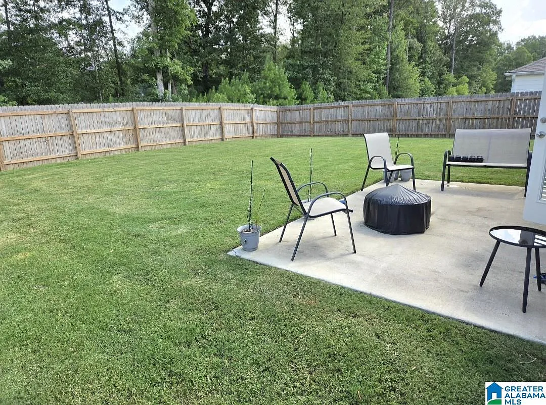 4 bed, 2.0 bath, $2,225 — Photo 2