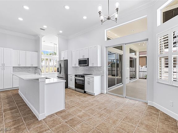 3rd image of 2110 NW 41st Ave
