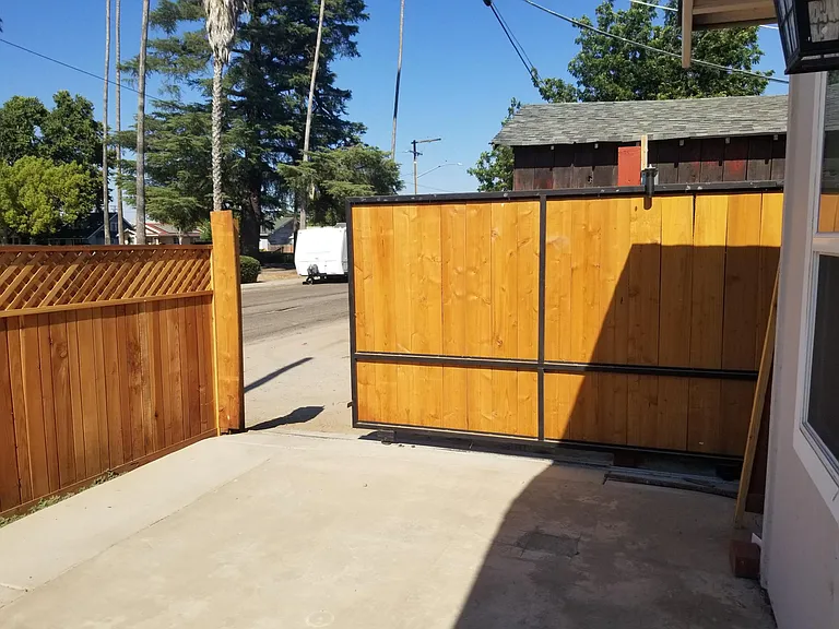 Electric Car Gate ,