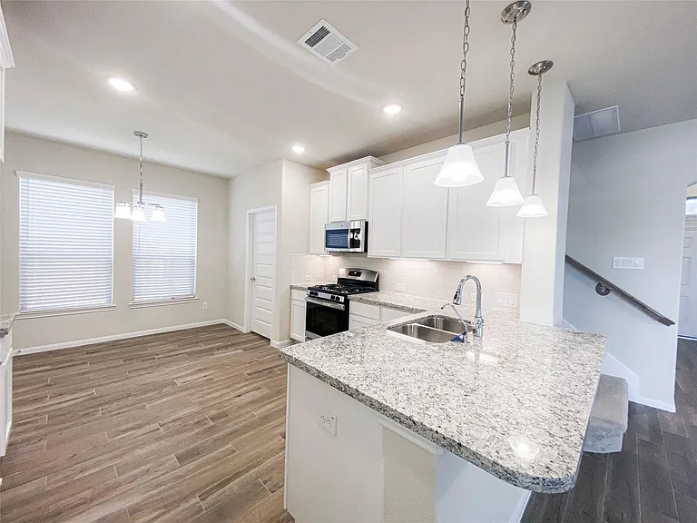4318 Reese Ravine Ln — Photo 9