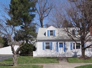 232 Maple Rd, Longmeadow, MA 01106