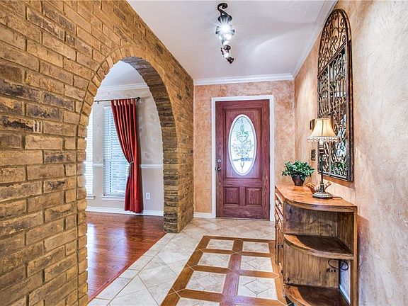 3rd image of 2129 Meadowcreek Dr