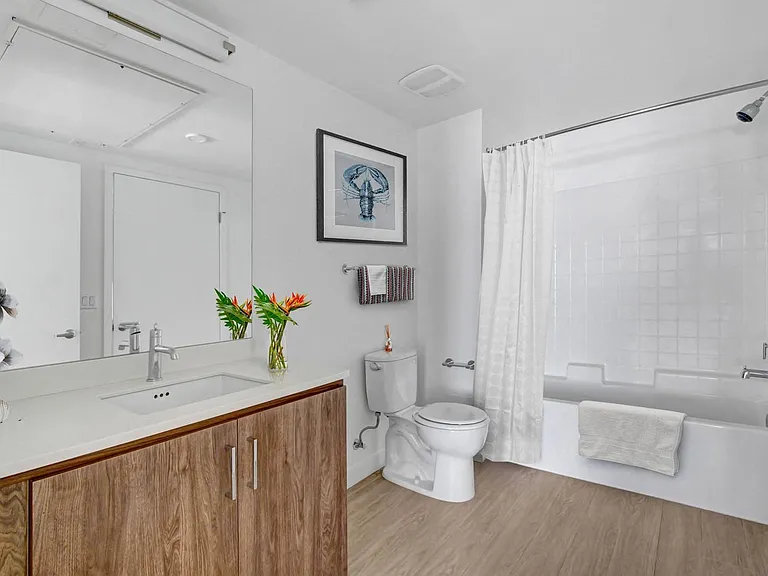 Watermark Apartments — Photo 24