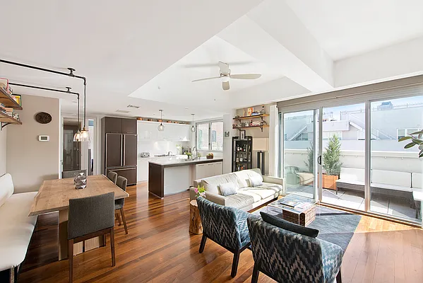 Sold by CORE | media 6