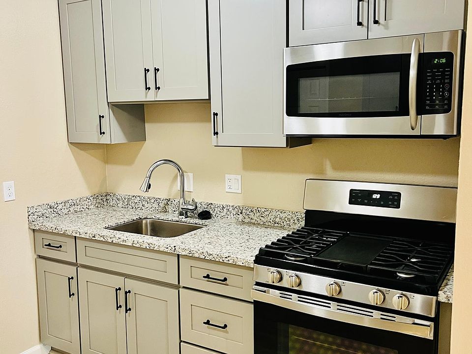 1st image of 1242 Dana Dr #4
