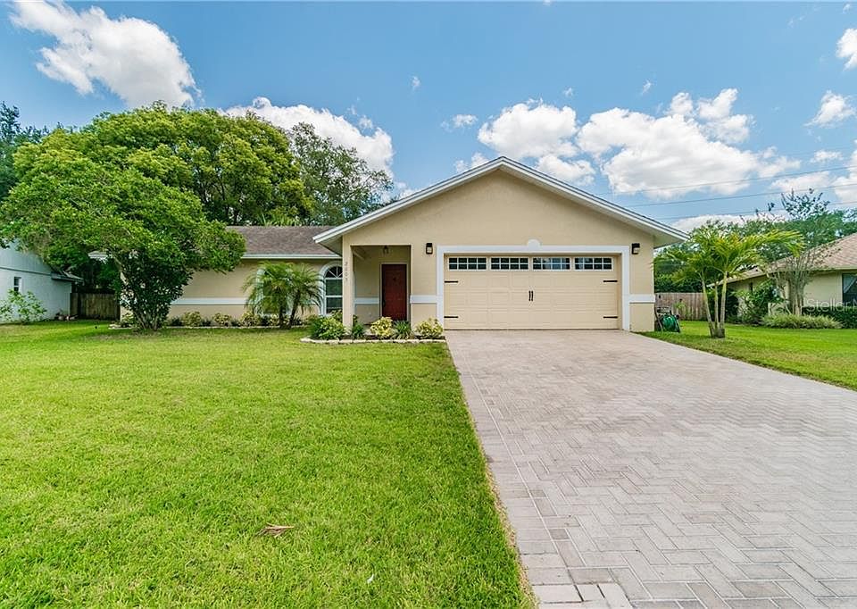 1st image of 2603 Bridle Dr