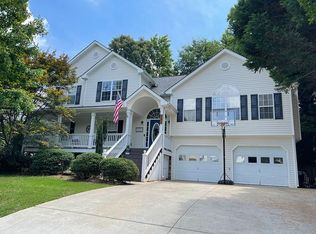 302 Glenvale Pl, Canton, GA 30115