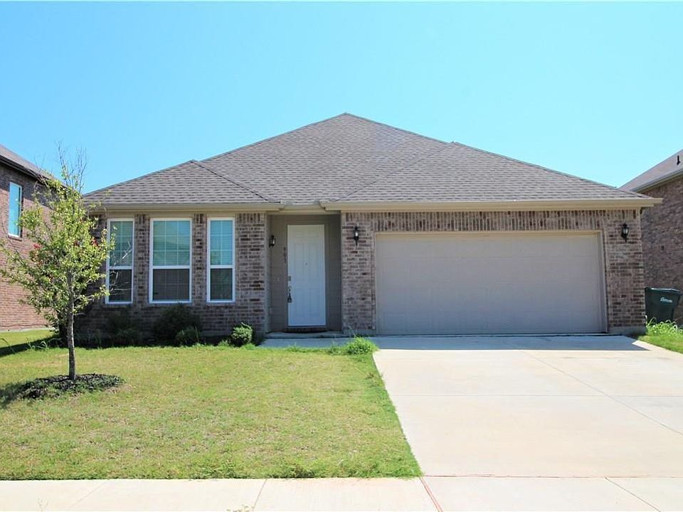 1st image of 903 S Cormorant Dr