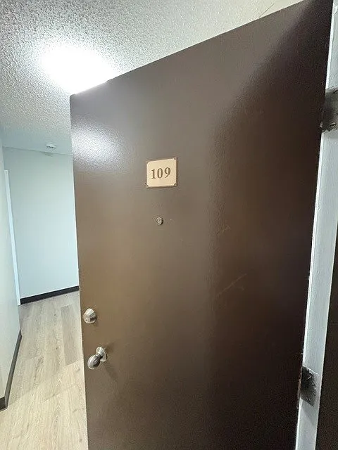 432 Huntsville Cres NW #109