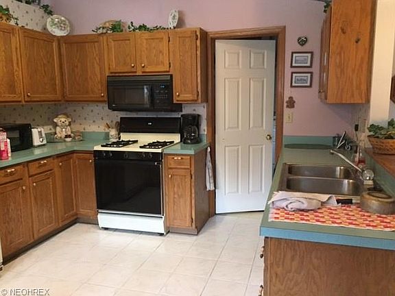 4th image of 5284 Patrick Dr