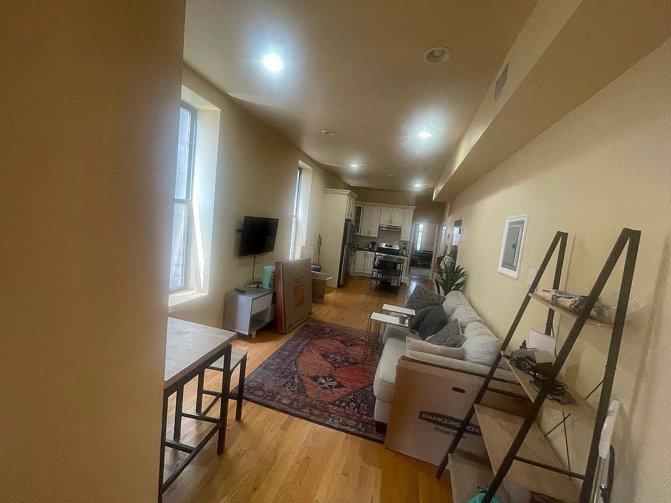 1st image of 203 E 116th St APT 5